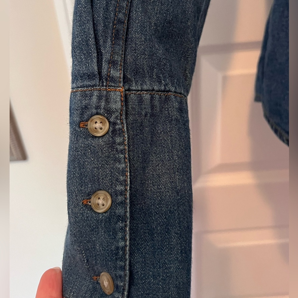 Women’s Levi Red Tab Western Shirt, Size Small - Picture 6 of 7